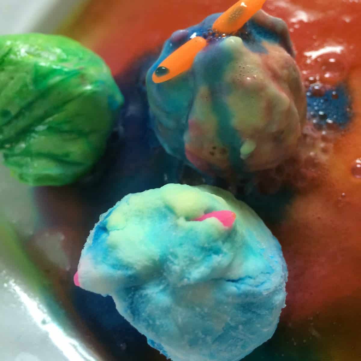 Make some baking soda eggs, hide a surprise inside, and let your kids make them erupt with some vinegar! They will want to make these erupting Easter eggs again and again!