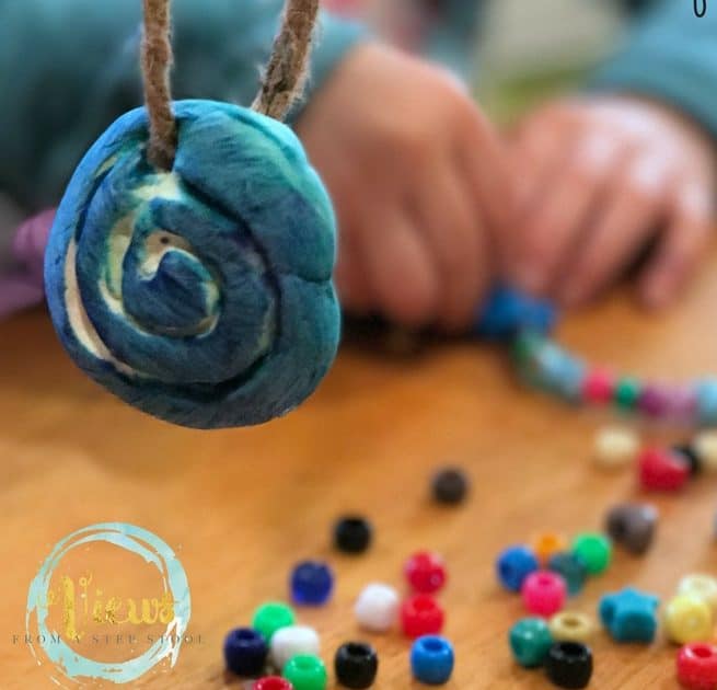 7 Moana necklace craft tutorials with a range of difficulty level and with a variety of materials. Kids will love to make these (and maybe adults too!)