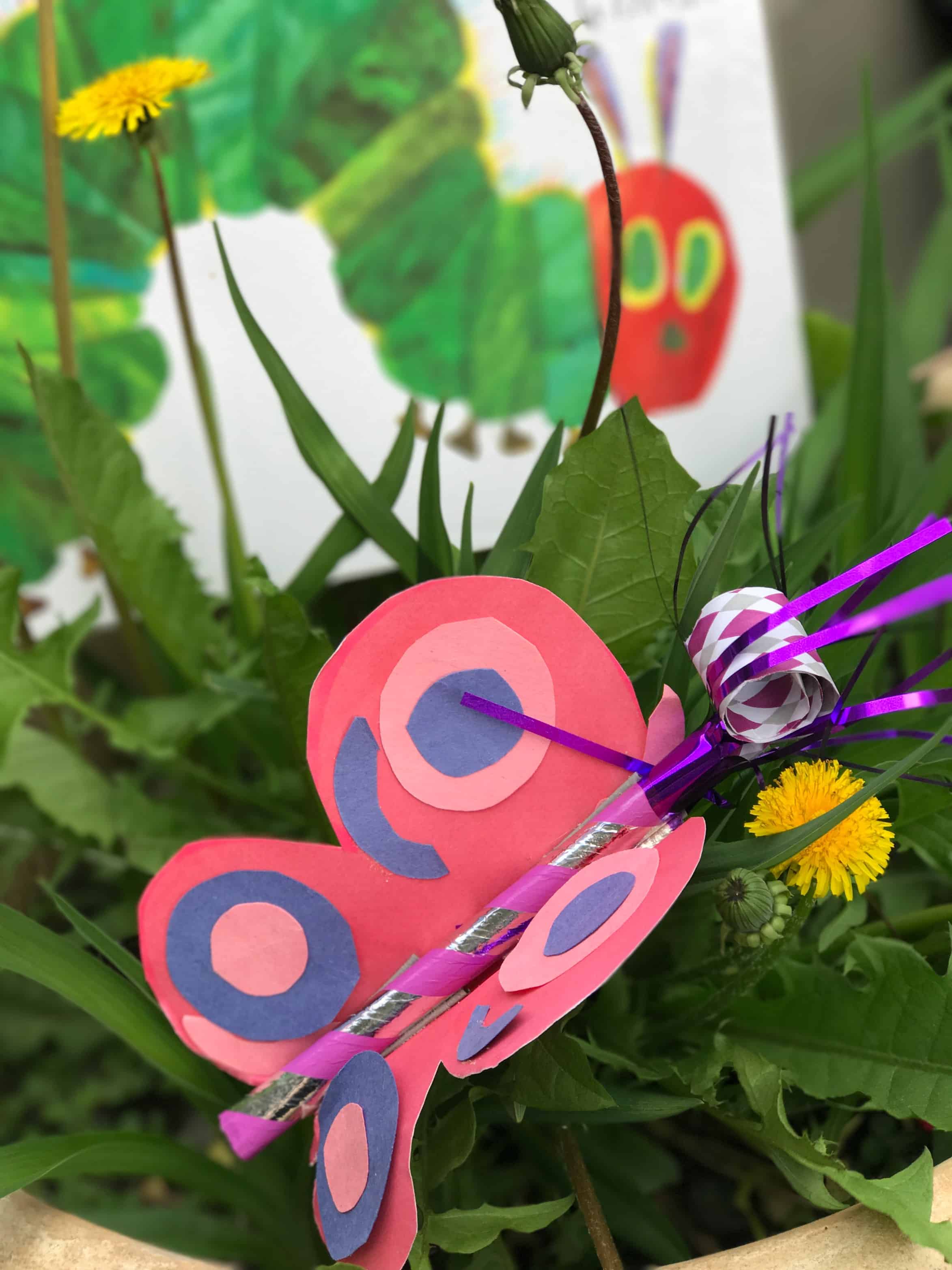 This paper butterfly craft for kids has a party horn as a realistic tongue for pretend play! 