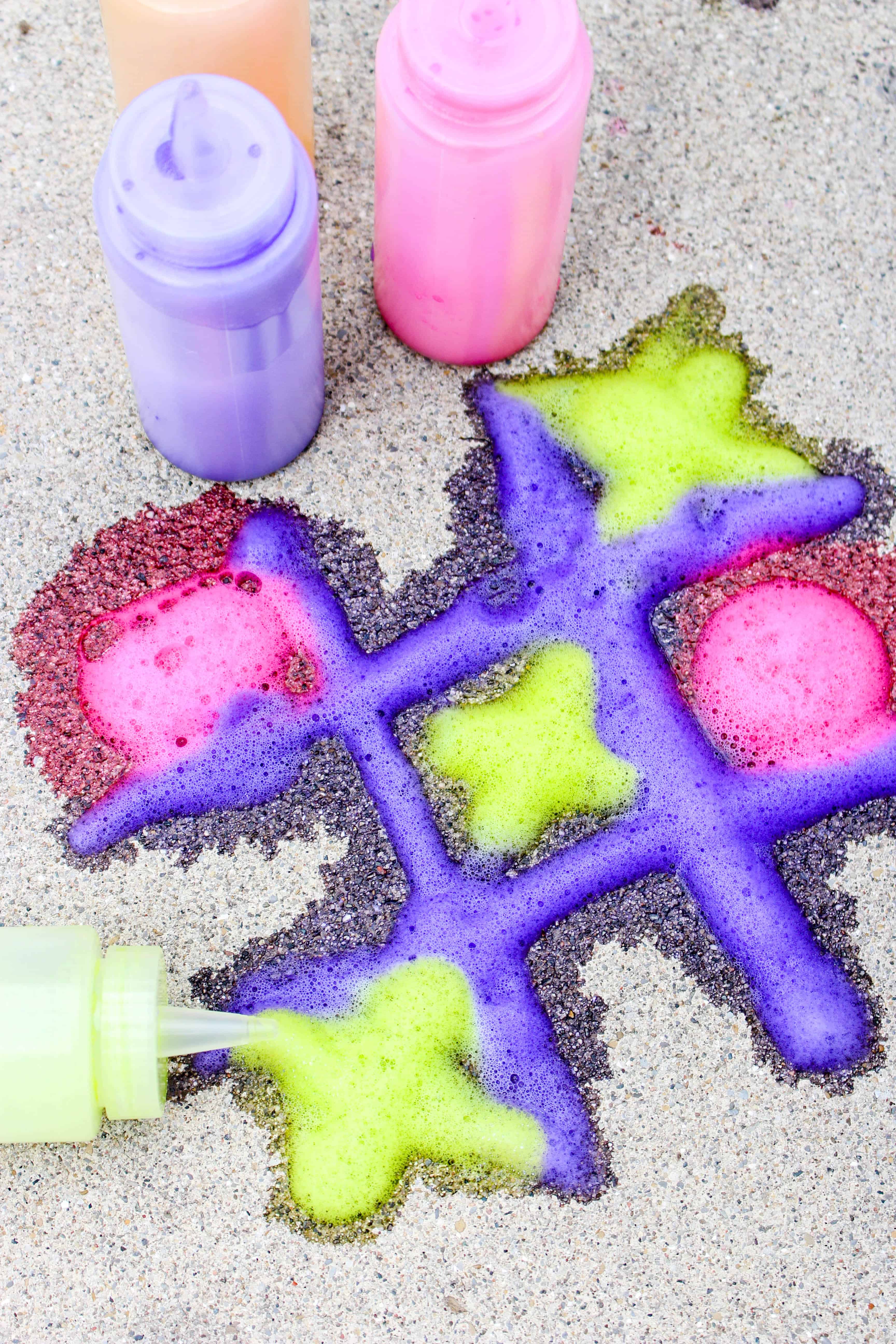  This soap foam sidewalk paint puts a spin on soap foam sensory play. Check out how to use it on the sidewalk for some fun games and outdoor art.