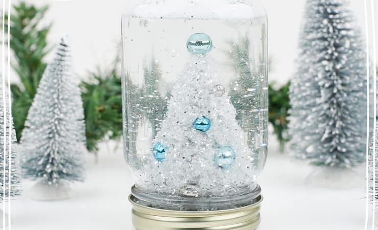 DIY Mason Jar Snow Globe Tutorial