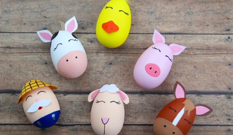 DIY Toys: Farm Painted Wooden Eggs + Printable Barn Template